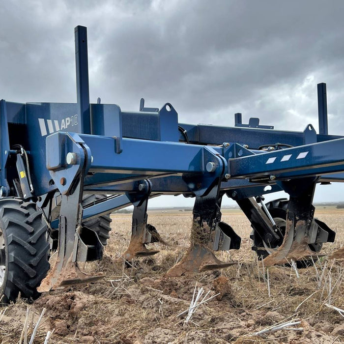 Digging Deeper: The Practice of Deep Ripping and Direct Seeding — Agrowplow