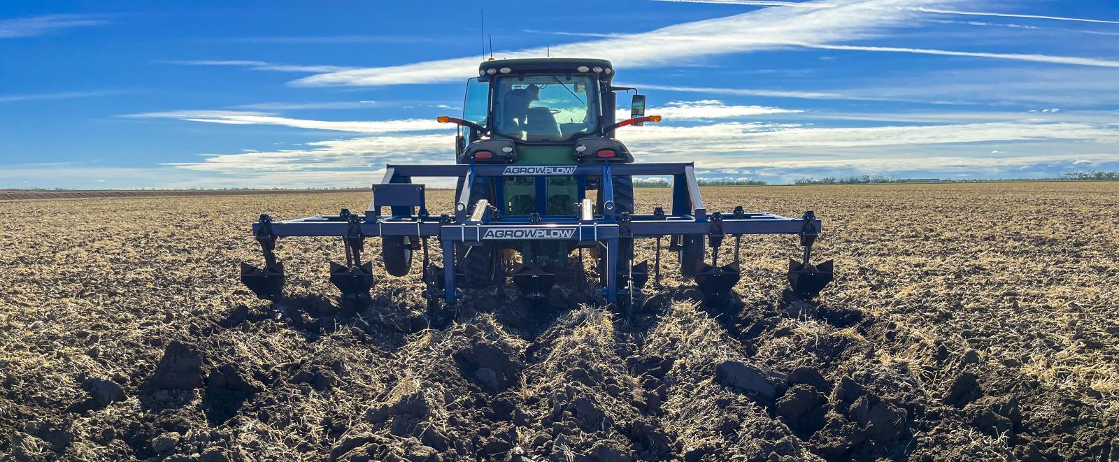 Agrowplow CP62 Cotton Plough creating hills and furrows cotton farming NSW