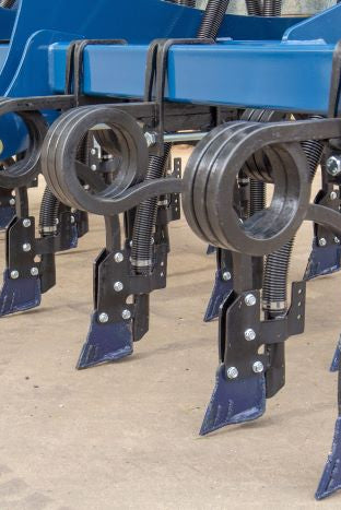 Agrowplow 425 coil tyne with 620mm underframe clearance