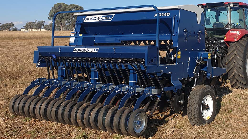 AD140 Agrowdrill disc seeder with small seed box and presswheels